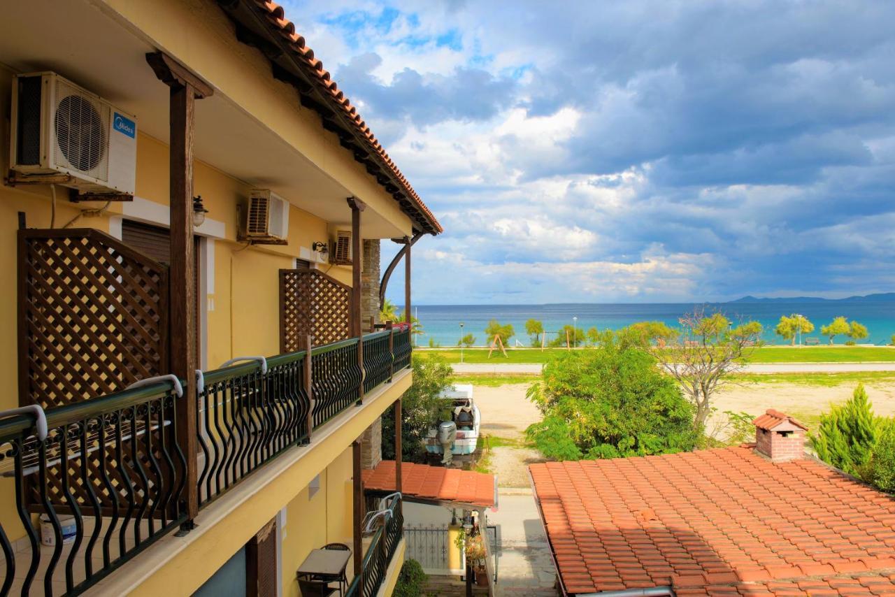 Hotel Alkionis Jeriszósz Kültér fotó