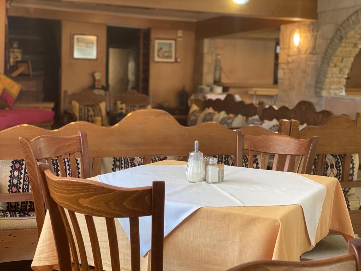 Hotel Alkionis Jeriszósz Kültér fotó