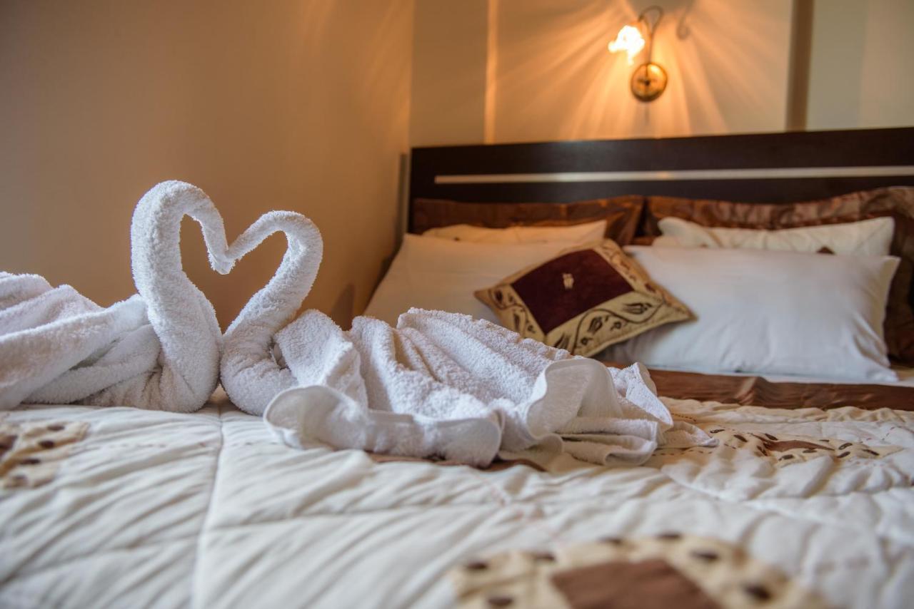 Hotel Alkionis Jeriszósz Kültér fotó